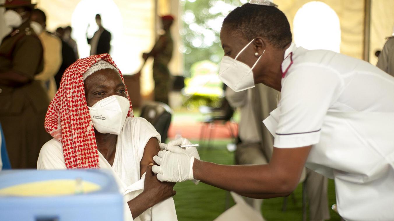 <p>Vor allem in ärmeren Ländern muss den Unterzeichnern des offenen Briefes zufolge mehr geimpft werden.</p>