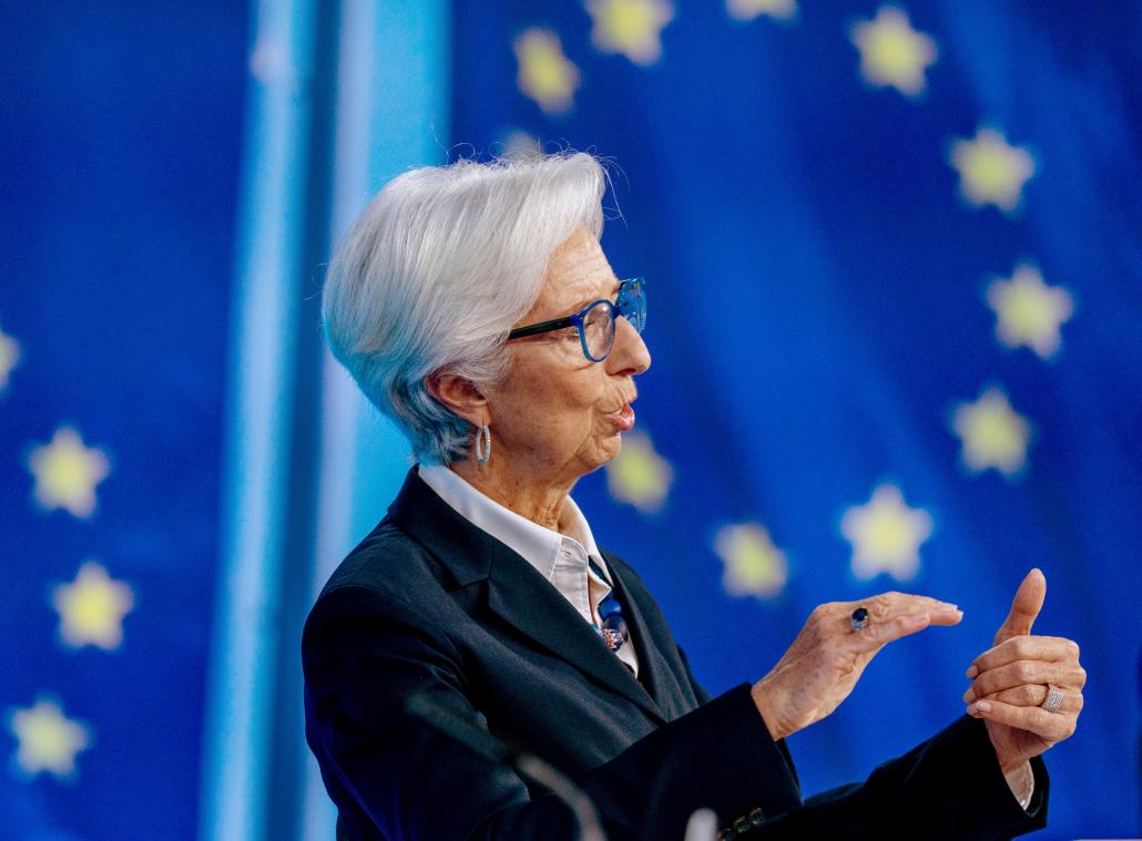 <p>Hält eisern und trotz immer lauter werdender Kritik von Wirtschaftsexperten an ihrem Niederigzinskurs fest: EZB-Chefin Christine Lagarde. Den sozialen Zündstoff dieser Politik sieht sie nicht.</p>