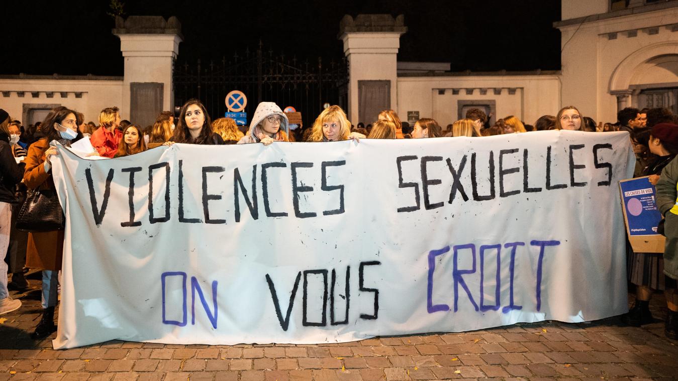 <p>Oktober 2021: Kundgebung gegen sexuelle Gewalt nach Vorfällen in Bars in Ixelles.</p>