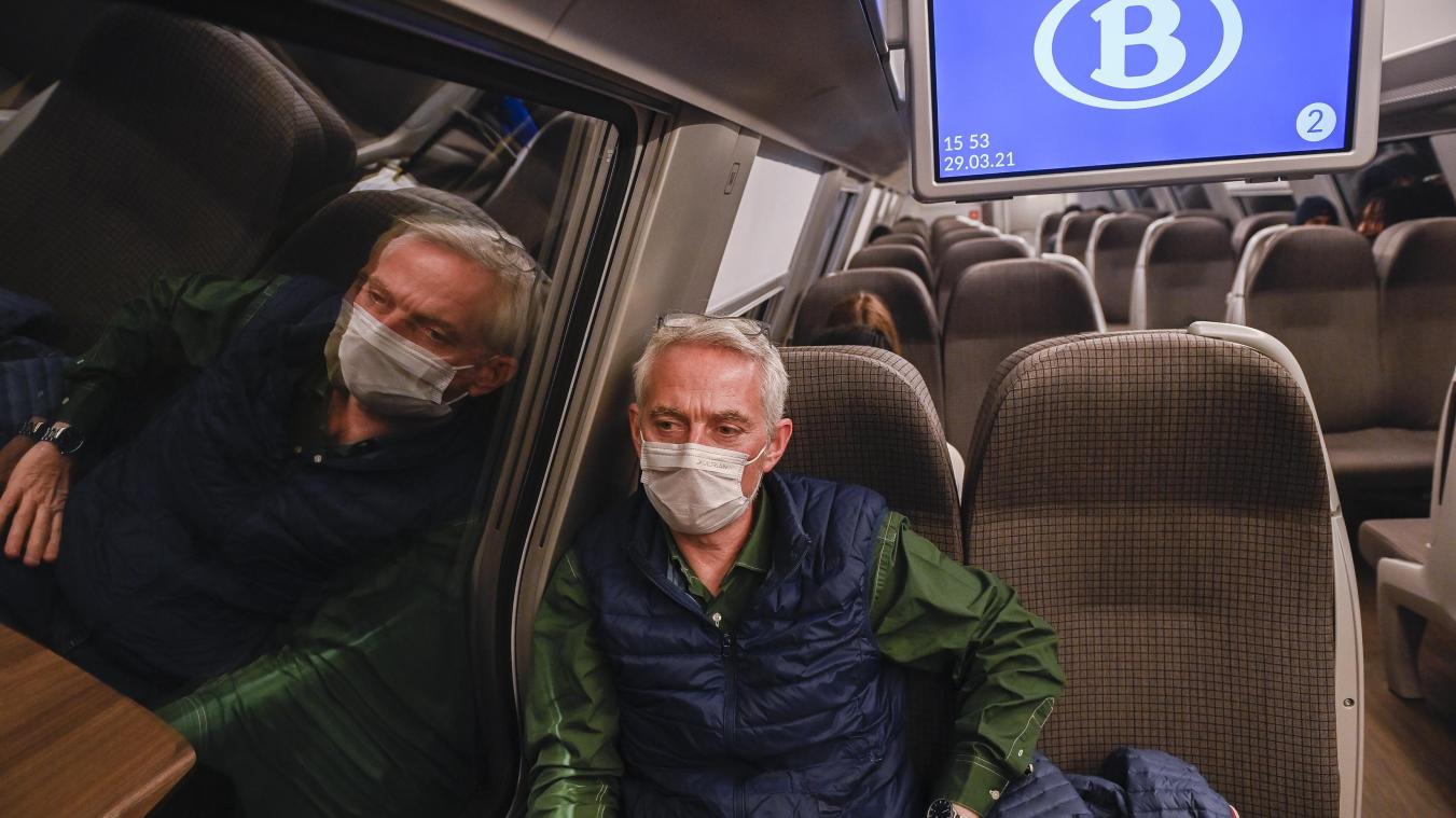 <p>Wird der Mundschutz in öffentlichen Verkehrsmitteln verpflichtend bleiben?</p>