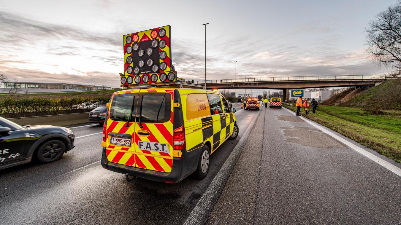 <p>E313 nach Unfall mit Tankwagen in Grobbendonk vorübergehend voll gesperrt</p>
