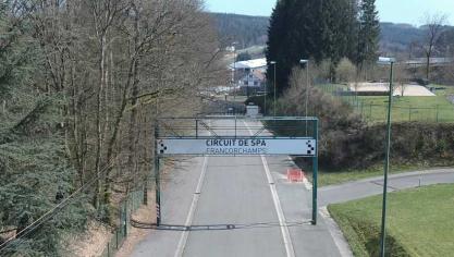 <p>Zwischen Rennstrecke und Ferienhaus: Casapilot bringt 400 Mitarbeiter der Teams unter</p>
