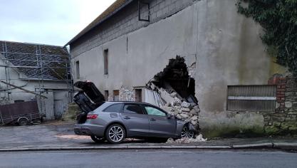 <p>Haus in Amel nach Autounfall einsturzgefährdet</p>
