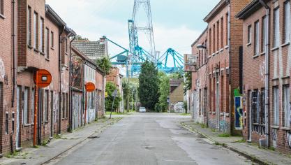 <p>Einst waren es mehr als 2.000, heute leben nur noch 20 Menschen in dem Polderdorf Doel.</p>