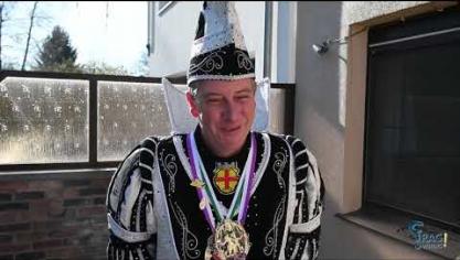 <p>Vom Karnevalsprinzen zum Bürgermeister? Gerd II. im "FRAGwürdig!"-Interview</p>

