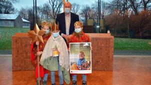 <p>Die Sternsinger Hendrik, Jan und Loris haben am Mitwoch das PDG um Präsidenten Karl-Heinz Lambertz besucht.</p>