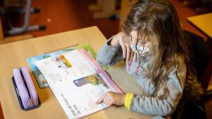 <p>Eine Primarschulklasse muss künftig erst bei vier Infektionen in Quarantäne gehen.</p>