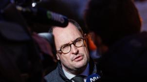 <p>Justizminister Vincent Van Quickenborne äußerte sich zu den Gründen, warum Dave De Kock nicht in eine psychatrische Einrichtung eingewiesen werden konnte.</p>