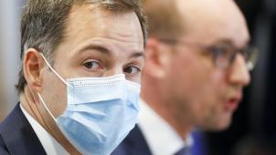 <p>Alexander De Croo (l.) und Vincent Van Peteghem</p>