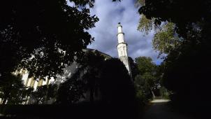 <p>Die Große Moschee in Brüssel befindet sich im Parc du Cinquantaneire und ist die älteste und größte Moschee in der Hauptstadt.</p>