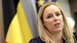 <p>Staatssekretärin Eva De Bleeker schlägt angesichts des Haushalts Alarm.</p>