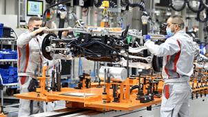 <p>Der Anstieg der Aktivität in der Technologiebranche war in allen Teilbereichen zu beobachten, außer in der Automobilindustrie (Bild: Audi Brussels), die besonders stark unter dem Mangel an Halbleitern litt.</p>