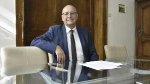 <p>AVED-Geschäftsführer Volker Klinges fordert im GrenzEcho-Gespräch im Zuge der Coronakrise und vor dem Hintergrund des Ukraine-Krieges eine neue wirtschaftliche Grundordnung für Europa.</p>