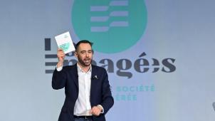 <p>Parteichef Prévot präsentierte die „Neugeburt“.</p>