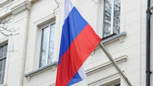 <p>Russische Flagge</p>