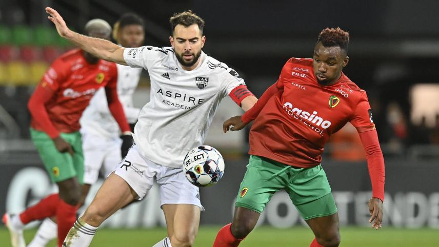 <p>Fehlt weiter: Innenverteidiger Jordi Amat (l.)</p>