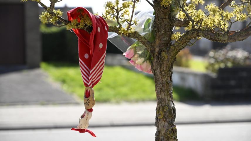 <p>Beileidsbekundungen in Strépy-Bracquegnies am Montag</p>