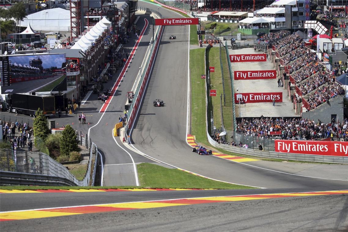 <p>Der Formel-1-Grand Prix 2018 auf der Rennstrecke von Spa-Francorchamps ging für die Organisatoren mit einem Defizit von 7,4 Millionen Euro zu Ende. Den Fehlbetrag muss die Wallonische Region übernehmen.</p>