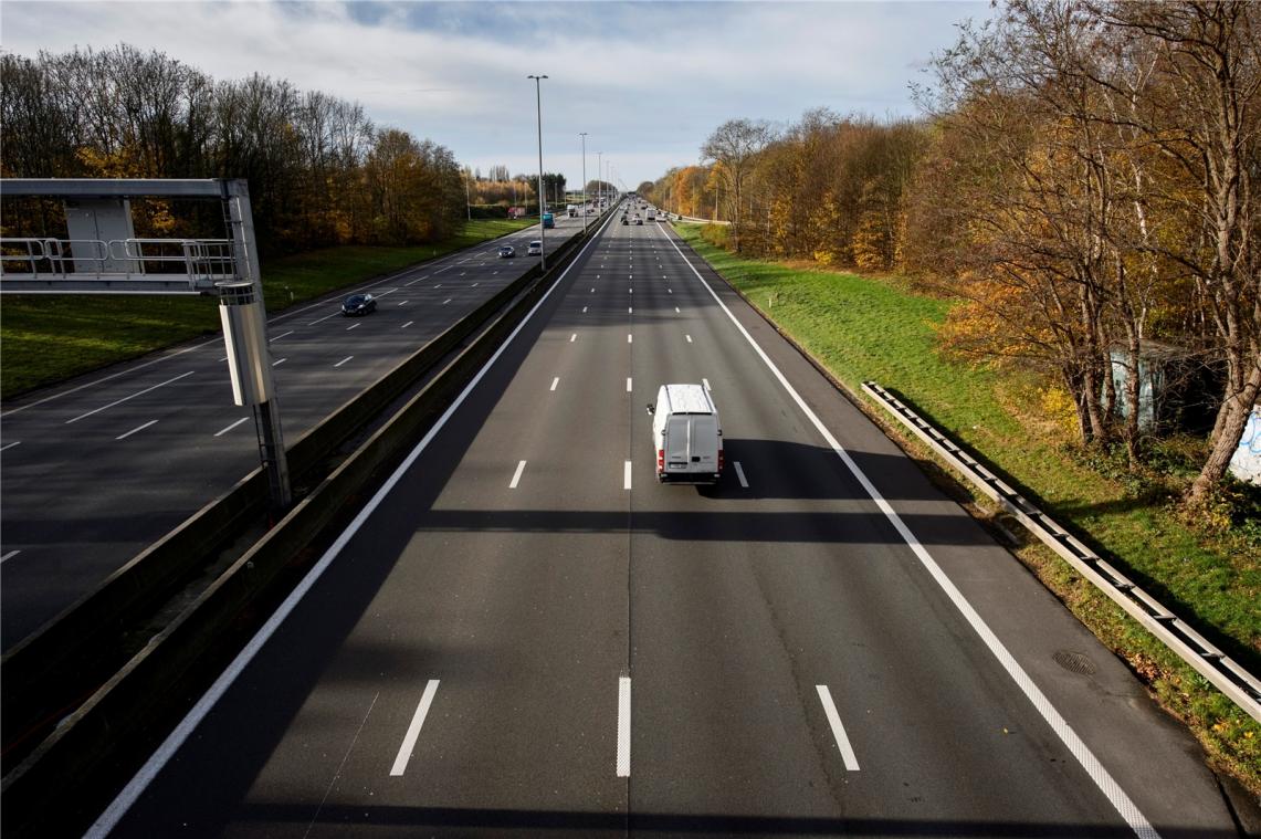 <p>Sie sind nicht nur in Belgien ein Ärgernis: grundlose Mittelspurfahrer.</p>