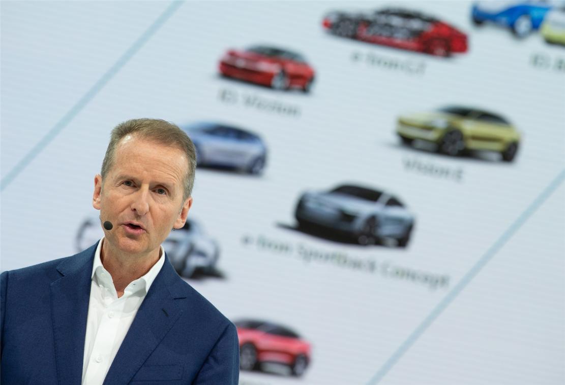 <p>Herbert Diess, Vorstandsvorsitzender der Volkswagen AG, bei der Jahrespressekonferenz.</p>