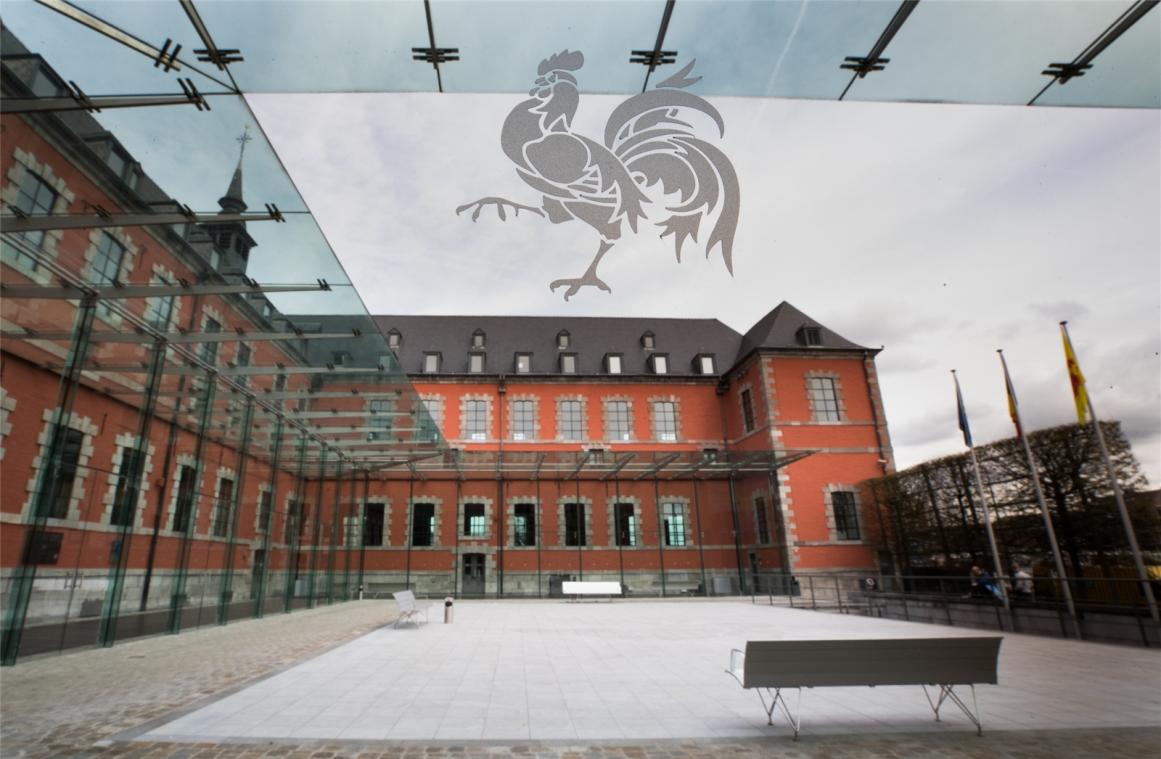 <p>Das Gebäude des wallonischen Parlaments in Namur: Die gestrige Plenarsitzung wurde kurzerhand abgesagt.</p>