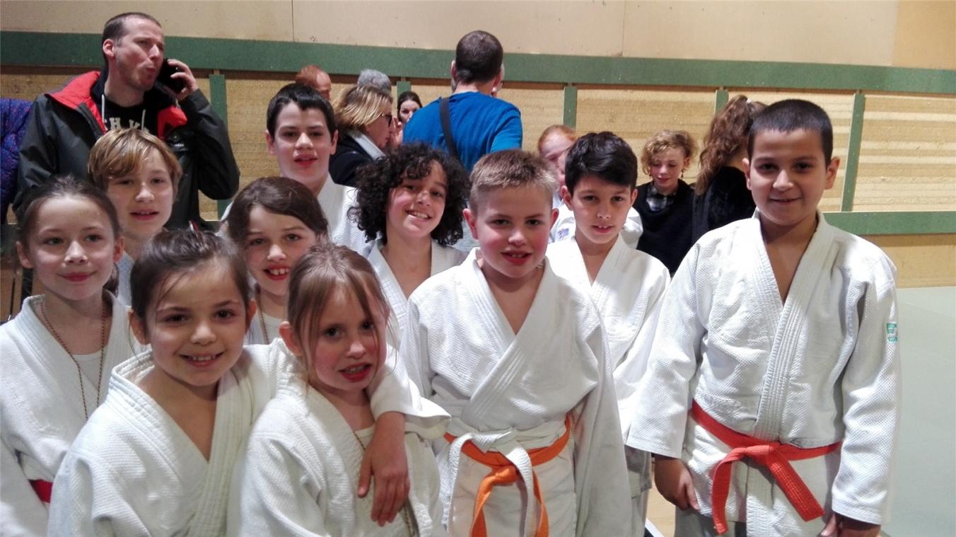 <p>Das Foto zeigt einige der Nachwuchskämpfer des Kgl. Judo &amp; Ju-Jitsu Club Eupen, die am Wettkampf in Spa teilgenommen haben.</p>