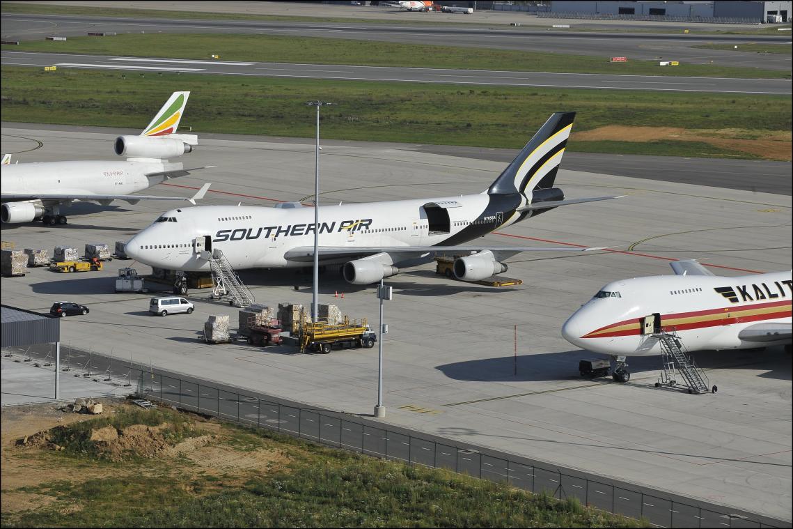 <p>Auch der Flughafen von Lüttich ist vom Sozialkonflikt bei Skeyes betroffen. │ Bild: Photonews</p>