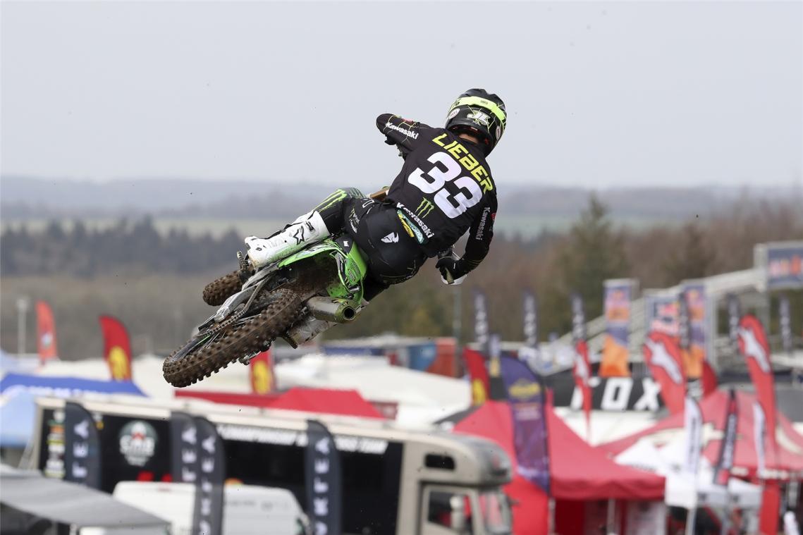 <p>Werksfahrer Julien Lieber (Kawasaki) aus Malmedy am Sonntag beim zweiten Lauf der Motocross-WM-Saison 2019 in Matterley Basin (GB).</p>