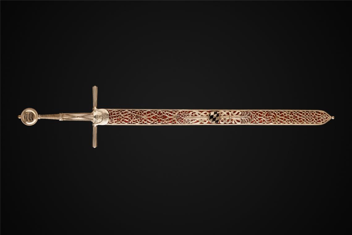 <p>Besondere Schwerter hatten früher auch Namen, etwa Excalibur, Durendal oder Balmung.</p>