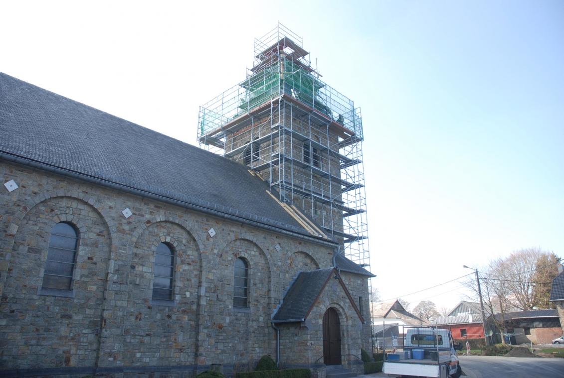 <p>Ein neues Dach für den Honsfelder Kirchturm</p>

