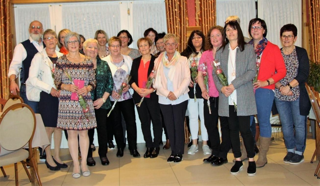 <p>Im Rahmen seines Personalfestes ehrte die Vivias-Interkommunale Eifel mehrere ihrer verdienstvollen und langjährigen Mitarbeiterinnen.</p>
