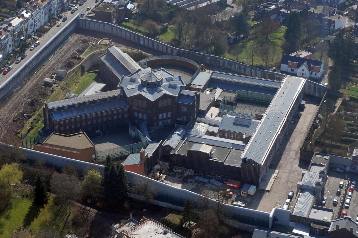 <p>Luftaufnahme des Vervierser Gefängnisgeländes unmittelbar vor den Abrissarbeiten 2013.</p>