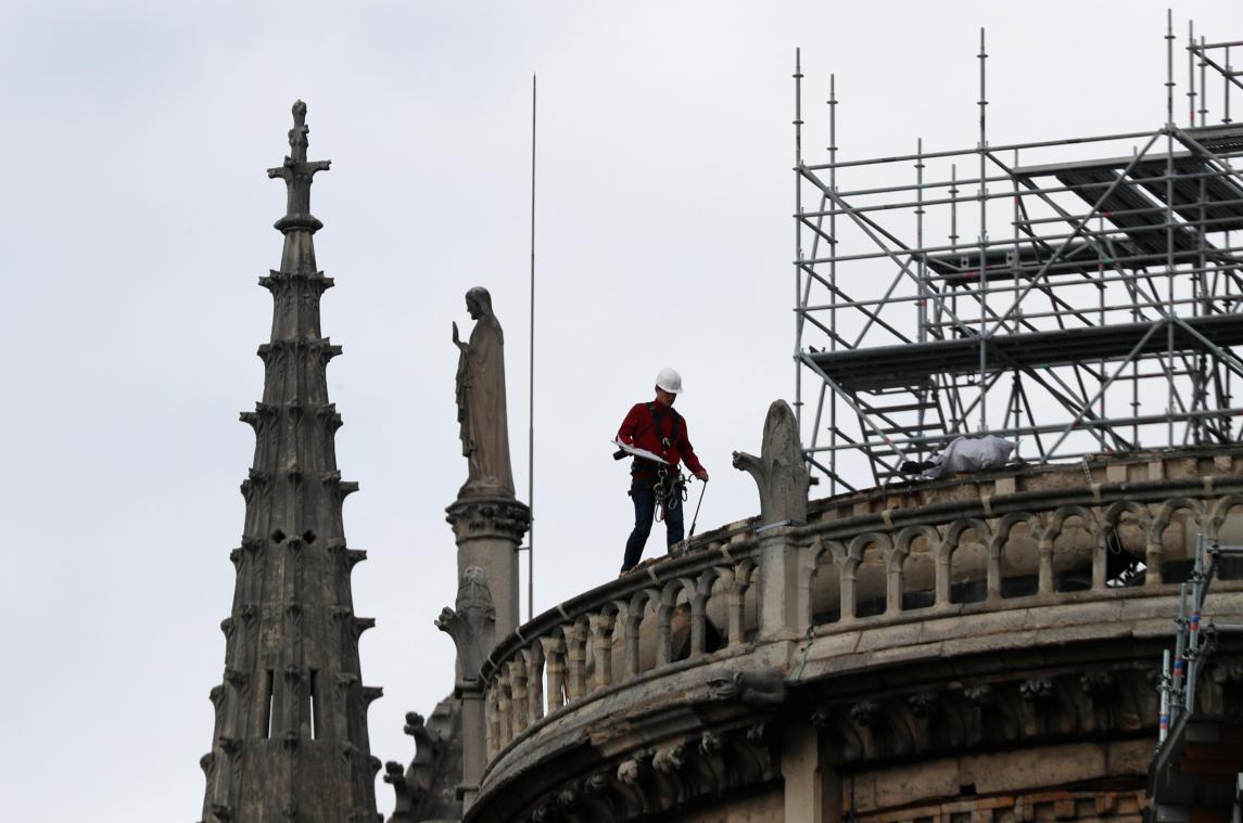 <p>Gut eine Woche nach dem verheerenden Brand von Notre-Dame hat die Gerüstbaufirma Fehler eingeräumt.</p>