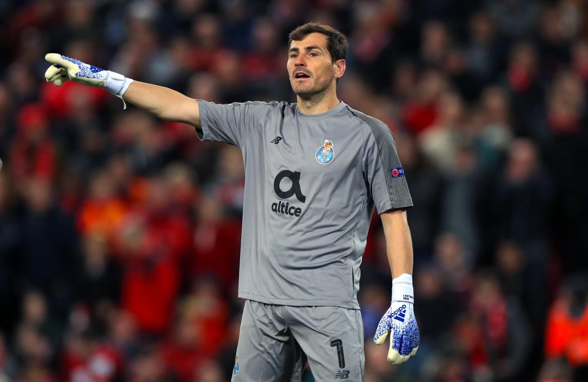 <p>Iker Casillas befindet sich nach einer Notoperation im Krankenhaus.</p>