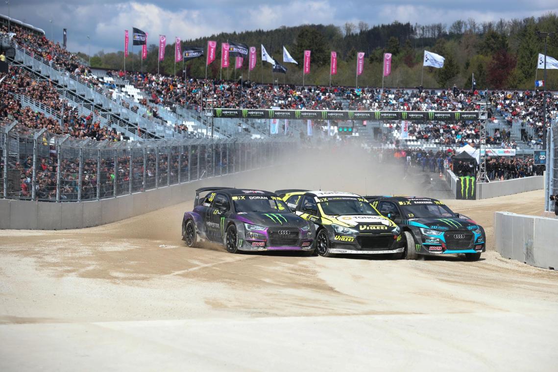 <p>Großes Lob gab es von den Fahrern für die neue Rallycross- Anlage in Spa-Francorchamps mit der stimmungsvollen Arena.</p>