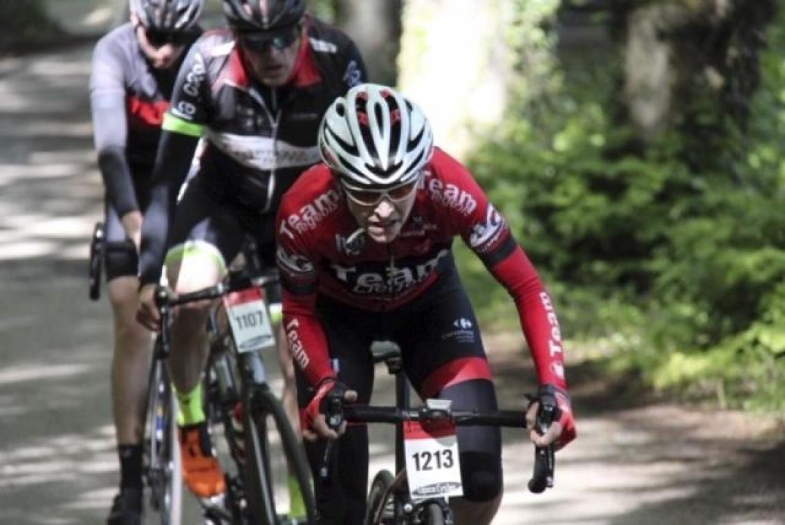 <p>Rita Zinnen tritt beim Granfondo Espace Cycling in die Pedale.</p>