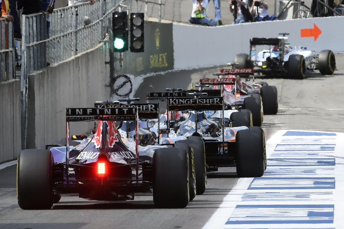 <p>Daniel Ricciardo von Renault zu McLaren</p>
