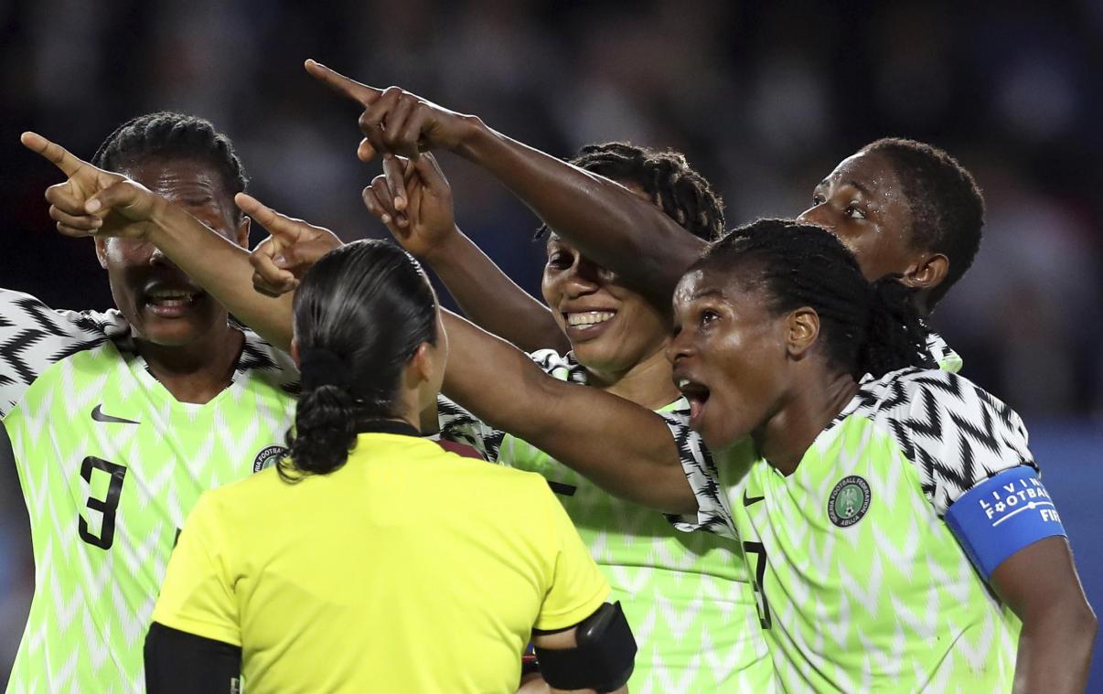 <p>Im Achtelfinale trifft Deutschland auf die temperamentvollen Fußballerinnen aus Nigeria.</p>