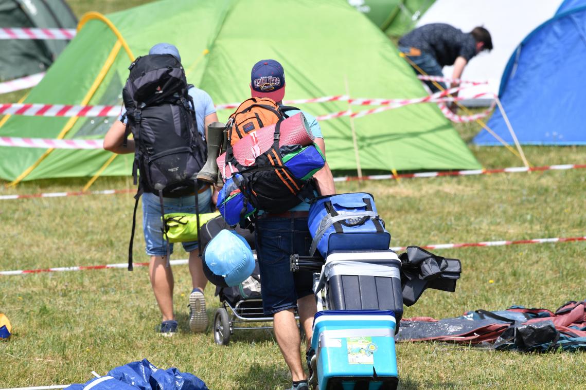 <p>Die Festivalbesucher hätten gerne ihre Zelte aufgeschlagen, doch dazu kam es erst gar nicht.</p>