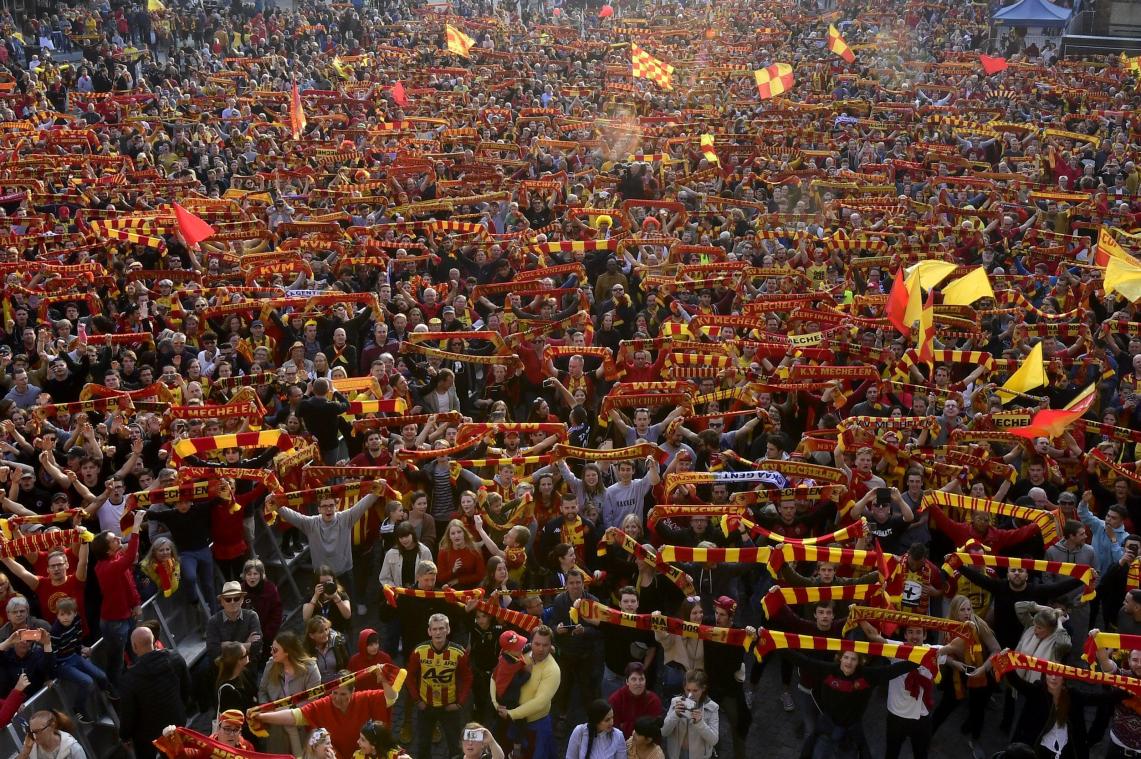 <p>Die Fans des KV Mechelen können aufatmen: Ihr Verein spielt 1. Division.</p>