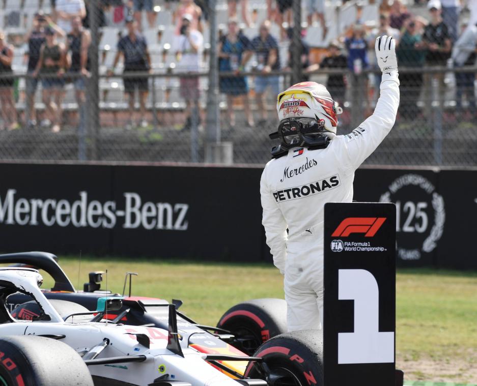 <p>Lewis Hamilton aus Großbritannien vom Team Mercedes-AMG Petronas gewinnt das Qualifiyng.</p>