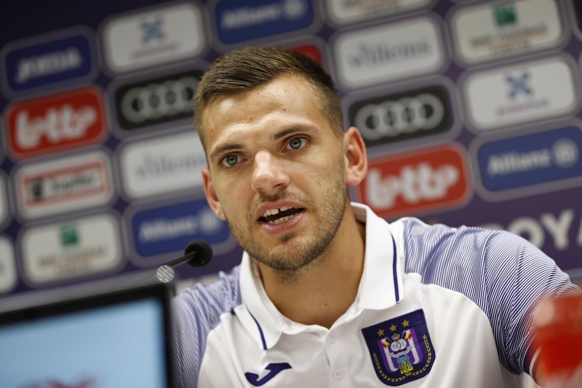 <p>Van Crombrugge unterschrieb einen Vertrag bis 2024 bei Anderlecht.</p>