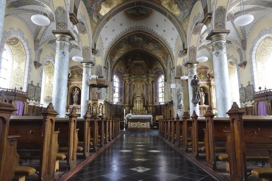 <p>Das unter Schutz stehende Interieur der Lontzener Pfarrkirche wurde mit finanzieller Hilfe der DG restauriert und aufgefrischt.</p>