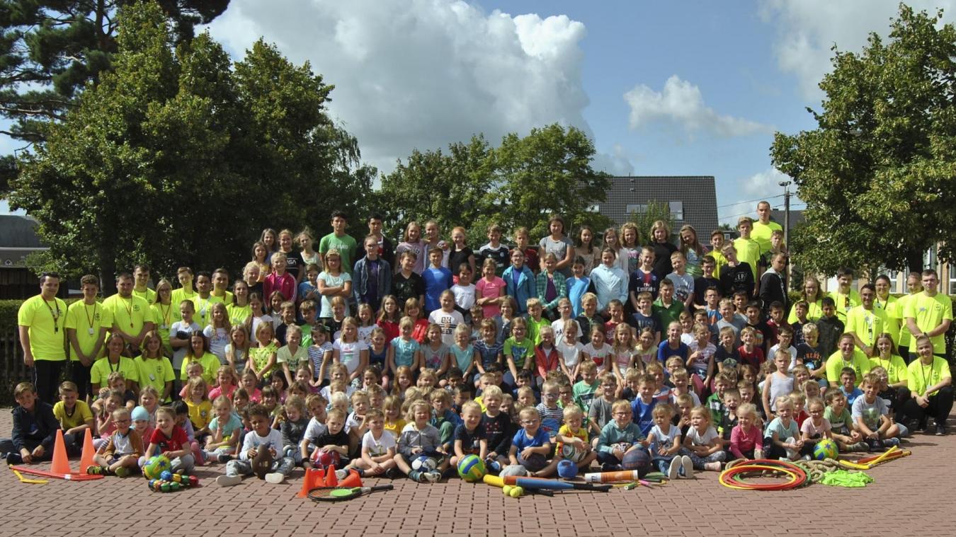 <p>An dem vom Kgl. Sportbund Kelmis organisierten Sport- und Ferienlager, das von 22 Leitern betreut wurde, nahmen in diesem Jahr täglich bis zu 180 Kinder teil.</p>
