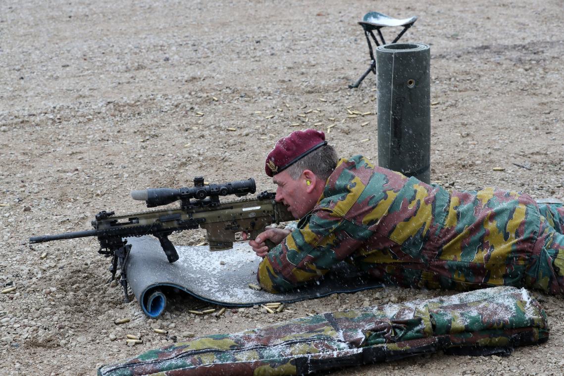 <p>In den nächsten Jahren schmilzt der Personalbestand der belgischen Armee allein durch Pensionierungen um satte 40 Prozent.</p>