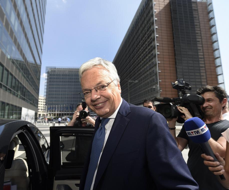 <p>Bevor er ins Gebäude der EU-Kommission (im Hintergrund) einziehen kann, muss Reynders noch das Examen im Parlament bestehen.</p>