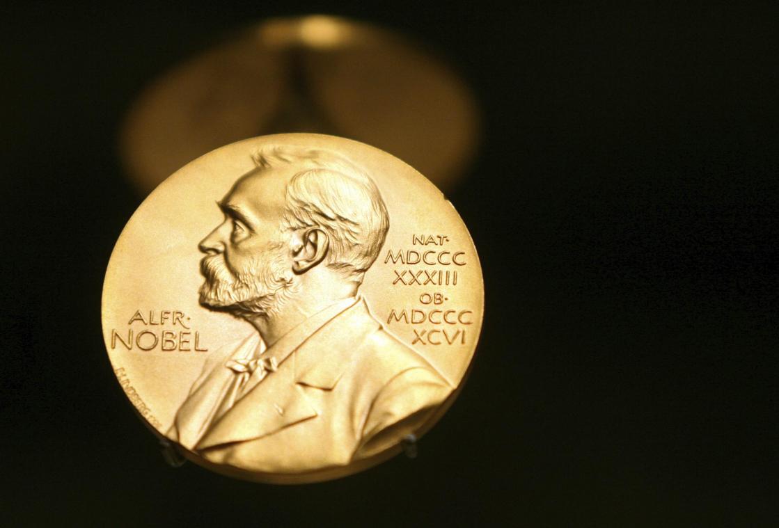 <p>Mit der Stiftung der Nobelpreise wollte Alfred Nobel einen Konflikt lösen, der sein Leben bestimmte: Der Dynamit-Erfinder konnte es nicht verwinden, dass viele seiner Entdeckungen für den Krieg genutzt wurden.</p>