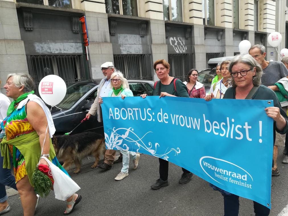 <p>Demonstration vor einem Jahr in Brüssel: „Abtreibung: Die Frau entscheidet.“</p>