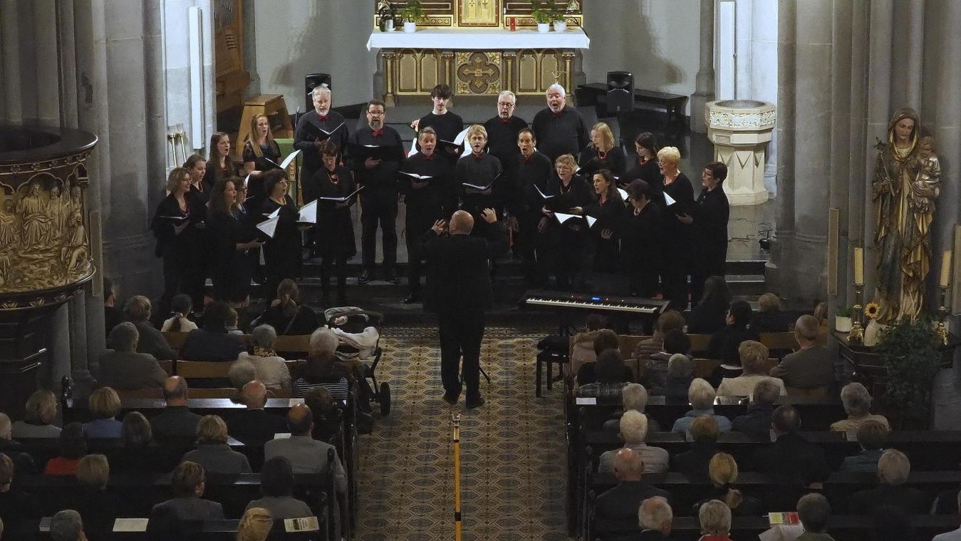 <p>In der Unterstädter Josefskirche lud der Chor zur einer „bunten Reise durch 40 Jahre Musica Cantica“ ein.</p>