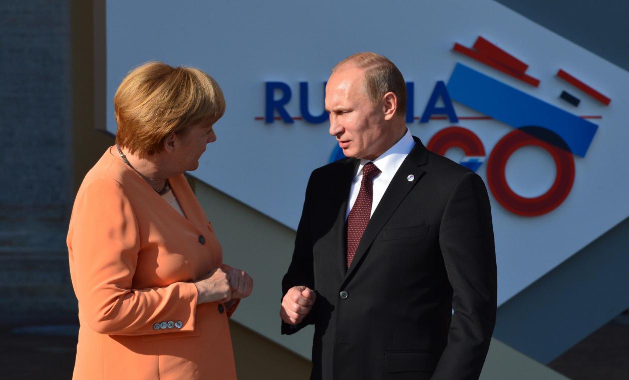 <p>Sie sprechen die Sprache des jeweils anderen und dennoch wirken sie immer verkrampft:Angela Merkel und Wladimir Putin.</p>